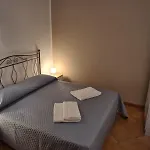 Casa Vetriera A Chiaia